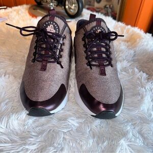 Nike Air Huarache womens sz 7.5 Burgundy run Ultra Sneakers tennis shoes wine